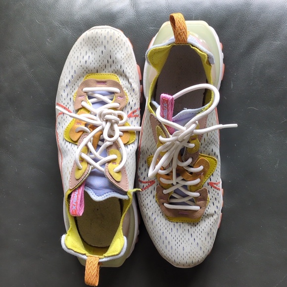 Nike React Dimsix Athletic Shoes - Picture 2 of 8